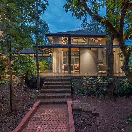 Saffronstays The Glasshouse, Panchgani - Beautiful Glass Villa For Couples Buitenkant foto