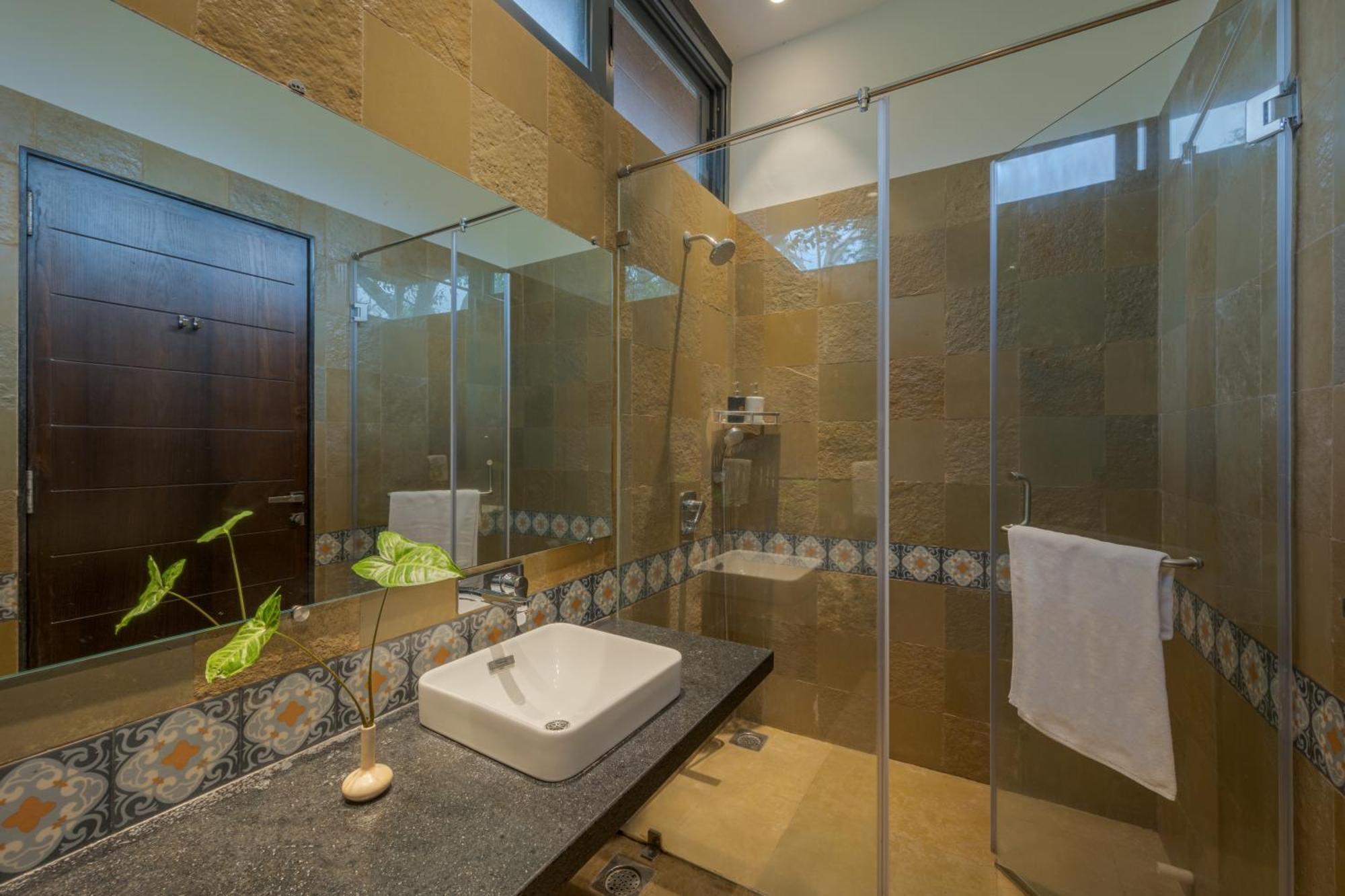 Saffronstays The Glasshouse, Panchgani - Beautiful Glass Villa For Couples Buitenkant foto